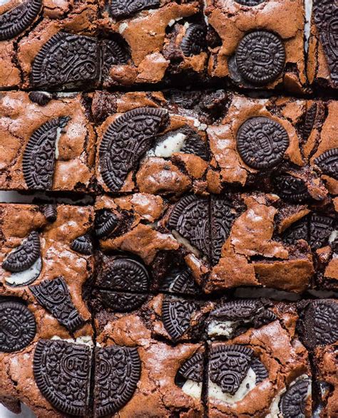 Oreo Brownies - fudgy, chewy brownies with oreo cookies!