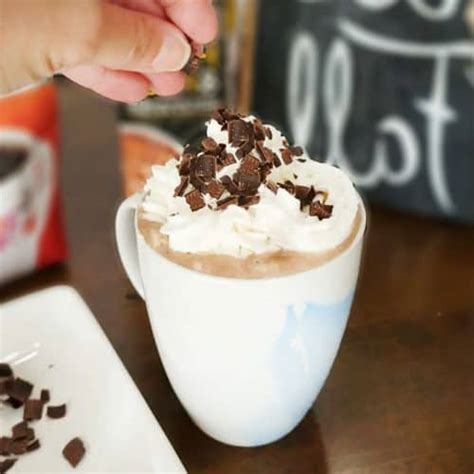 Starbucks Mocha Latte Copycat Recipe To Satisfy Your Sweet Caffeine ...