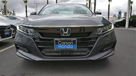 East-West Brothers Garage: Comparison: 2018 Honda Accord Sport 2.0T vs 2018 Honda Civic Si Sedan