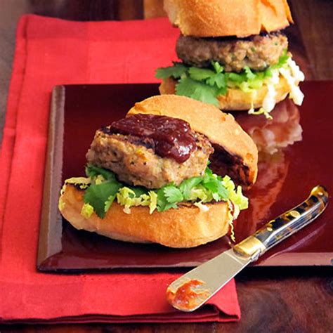 30 Amazing Sliders For Your Super Bowl Party