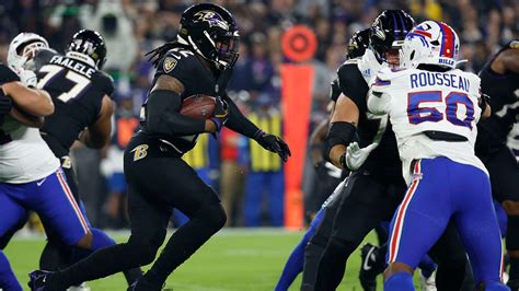 Derrick Henry's stunning 87-yard touchdown run makes Ravens history ...