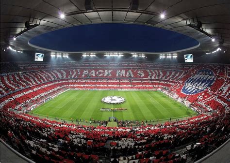 Fototapete »Bayern München Stadion Choreo Pack Mas« online kaufen | OTTO