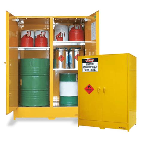 Large Capacity Flammable Liquids Storage Cabinet- 450L | Sitecraft