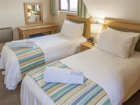 Spacious Cromer Resort Suites | Cromer Country Club Rooms