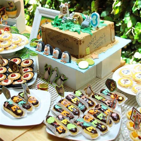 Kara's Party Ideas Madagascar Themed Birthday Party | Kara's Party Ideas