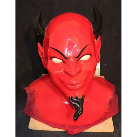 SCREAM QUEENS RED DEVIL SCREEN USED MASK WITH SILICONE COWL