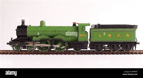 LNER Class C2 Atlantic, GNR Class C1 Klondyke Stock Photo - Alamy