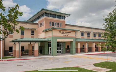 Bernal Middle School Student arrested for making a bomb threat - KTSA