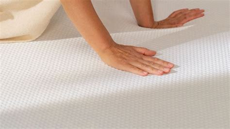 Emma Luxe Cooling Mattress | Emma - The Sleep Company