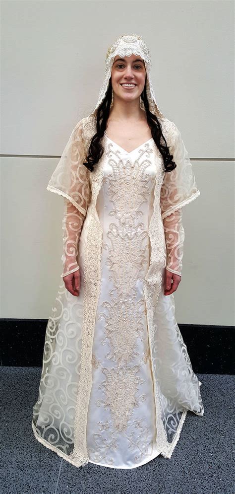 Padme Amidala Wedding Gown by enteringmymind on DeviantArt