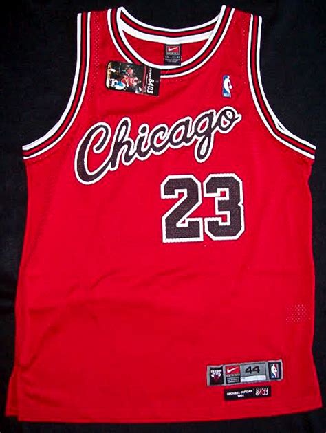 Michael Jordan Signed Authentic Nike Bulls Rookie Jersey (UDA Hologram) | Pristine Auction