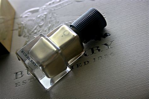 Makeup, Beauty and More: Burberry Beauty Nail Polish in Light Gold No.107 | Burberry Golden ...