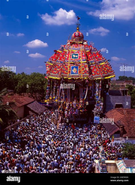 Chariot festival at Thiruvarur, Tamil Nadu, India. Biggest chariot in India Stock Photo - Alamy