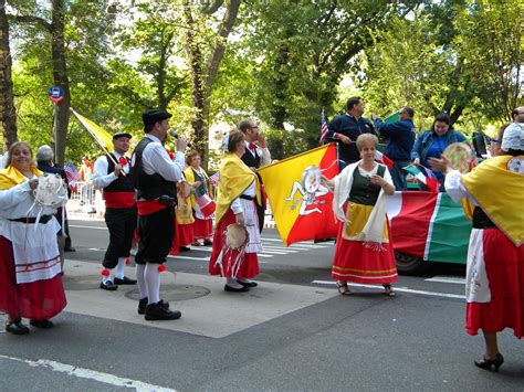 Public Domain Audio Video: Columbus Day Parade Tarantella