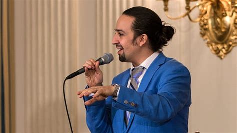 Please enjoy 20 year-old Lin-Manuel Miranda singing 'It's Gonna Be Me'