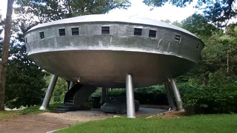 Flying Saucer House on Signal Mountain 2018 - YouTube