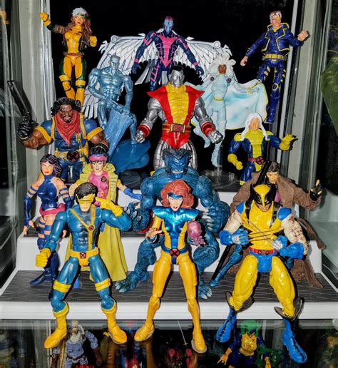 X-Men (Blue and Gold, 1990's) - Prodigeek's Action Figure Collection