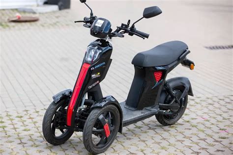 Folding Electric Tricycle Scooters - Best Models & Are They Worth It?