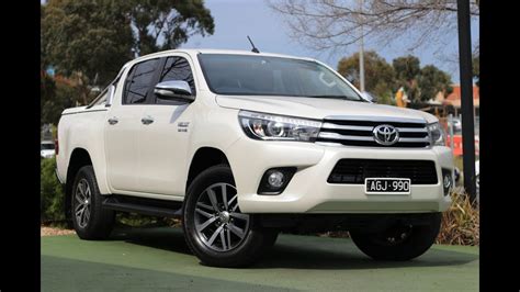 B7260 - 2015 Toyota Hilux SR5 Auto 4x4 Double Cab Walkaround Video ...