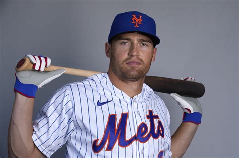 Injured Brandon Nimmo fully expects to start opening day