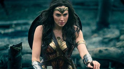 Gal Gadot Hints at Wonder Woman DCU Return