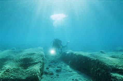 What is Underwater Archaeology? - WorldAtlas.com