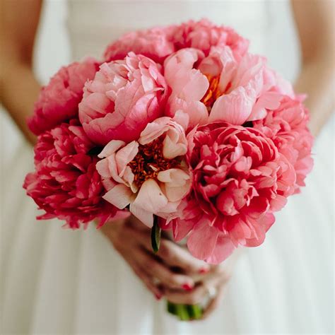 The 10 Most Popular Flowers for Weddings