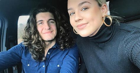 'American Idol' Alum Gabby Barrett Is Pregnant — Here’s What We Know