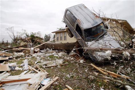 Devastating North Carolina Tornado Pictures (39 pics) - Izismile.com