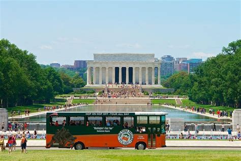 Washington DC Tour: Hop-on Hop-off Trolley, Monuments at Night 2024