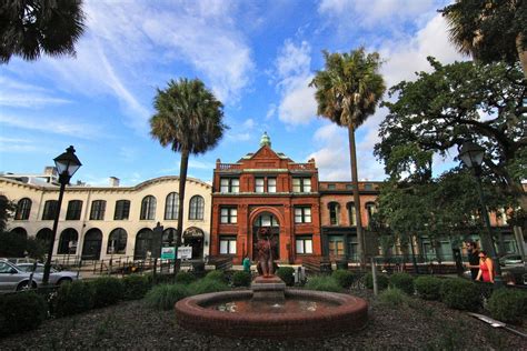 From gorgeous Savannah, an eclectic architectural tour in 40 photos - Curbed Atlanta