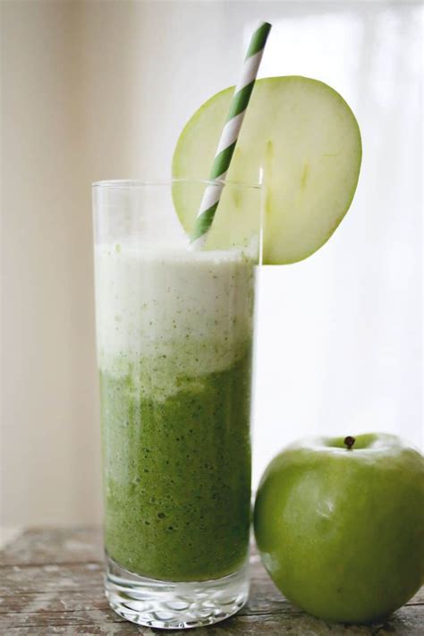 Apple Smoothie - A Beautiful Mess