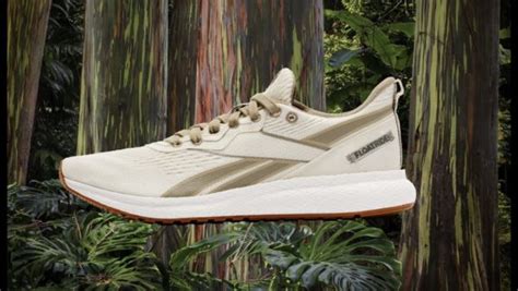 REEBOK LANZA LÍNEA DE TENIS ELABORADOS CON PLANTAS | Running Life