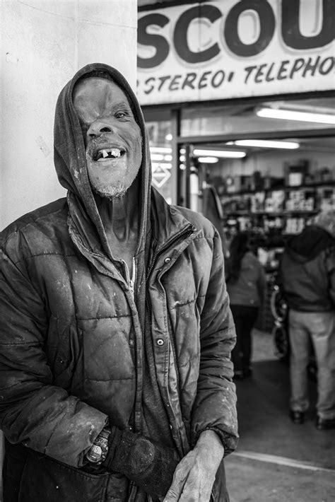 Powerful pics show life inside LA's 'Skid Row' - the US' biggest homeless village where drug ...