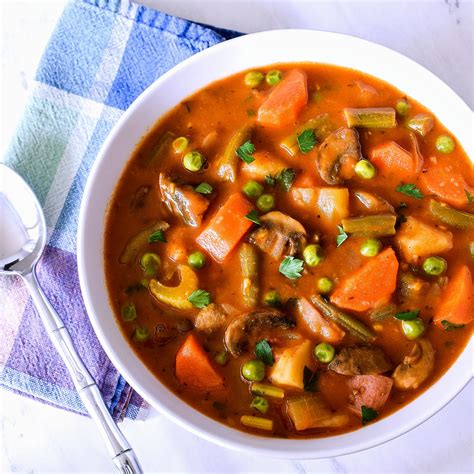 Hearty Vegetable Stew (Easy Recipe) | Hello Little Home