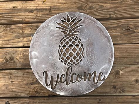 Metal welcome sign with pineapple | Etsy | Metal welcome sign, Custom ...