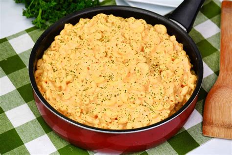 Smoked Gouda Mac and Cheese - Sweet Pea's Kitchen