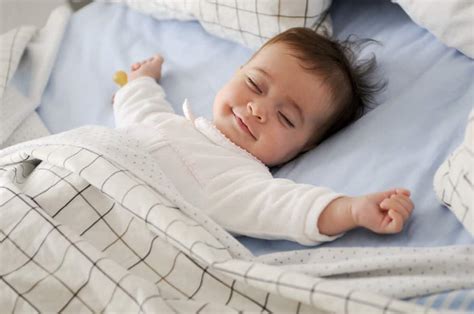 What Does It Mean When You Dream About A Baby? (7 Spiritual Meanings)