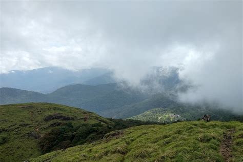 Ponmudi Hill Station : Perfect Destination For Those Who's A Spotter Of Scenic Beauty