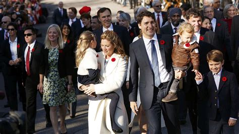 Canada: Justin Trudeau breaks new ground as he is sworn in as PM | Euronews