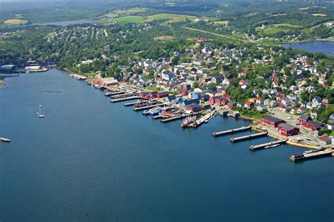 Lunenburg Harbour in NS, Canada - harbor Reviews - Phone Number - Marinas.com