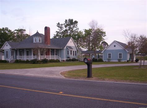 A Chateau on the Bayou Bed & Breakfast, Raceland, Louisiana Bed & Breakfasts | RealAdventures