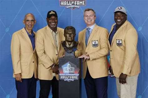 2022 NFL Hall of Fame: Which former NFL players make Hall of Fame in first year of eligibility