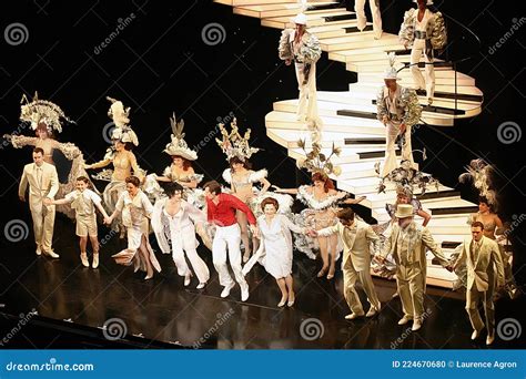 Hugh Jackman and Cast Perform in `the Boy from Oz`on Broadway Editorial Image - Image of arty ...