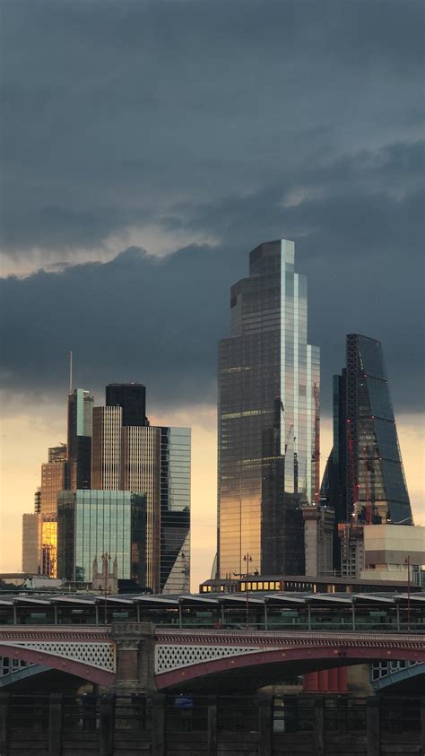 London skyline - TZFM201-21G-week 2 on Behance