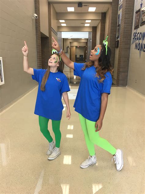 toy story aliens for spirit day | Halloween outfits, Spirit week outfits, Halloween costumes friends