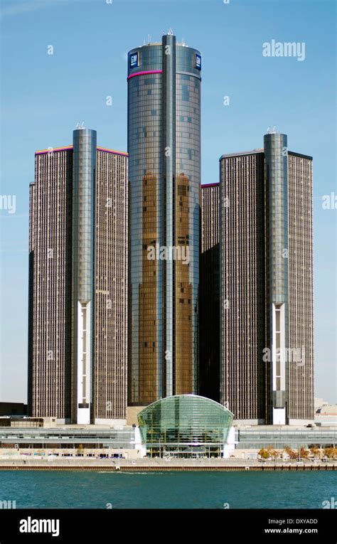 Detroit's GM Building or Renaissance Center Stock Photo: 68213081 - Alamy