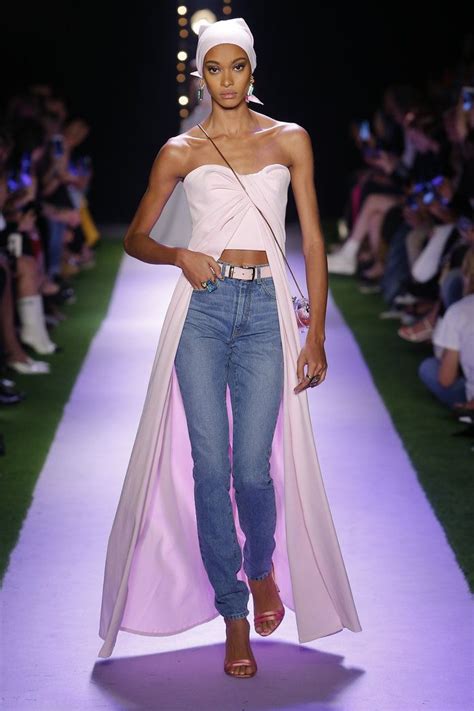 10 Fashion Trends That Are Set to Make a Comeback In 2020 | Denim fashion women, 2020s fashion ...