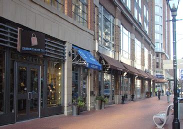 Harbor East | Dining, Bars, Shops, Hotel | Baltimore Harbor Guide