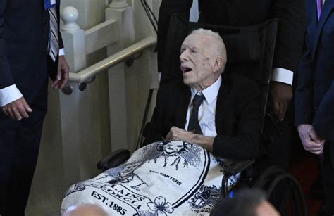 Jimmy Carter makes rare appearance at wife’s memorial service with nod ...